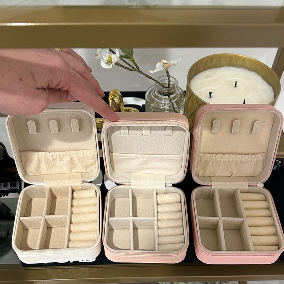 Jewelry Organizers - Picture 5 of 8